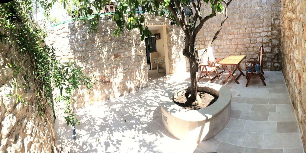Authentico Deluxe Stari Grad Villa Stari Grad  Exterior foto